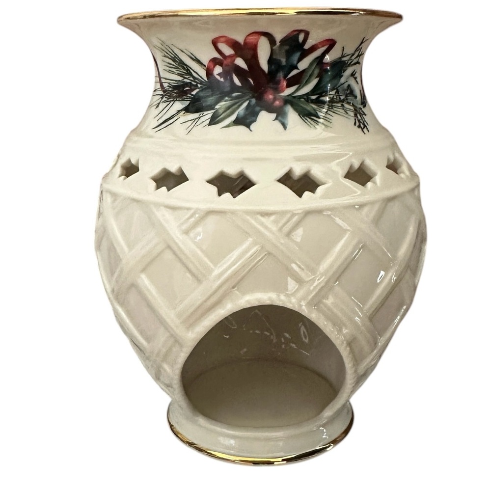 Lenox Porcelain Fragrance Warmer Winter Greeting by Catherine Chung